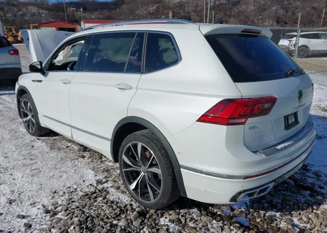 2024 Volkswagen Tiguan 2.0T Sel R-Line z USA, uszkodzony, nr VIN 3VV4B7AX0RM083456